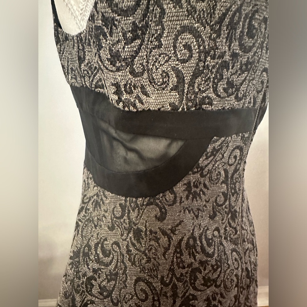 BCBGENERATION BLACK SHIMMER MESH DETAIL MINI DRESS - Size 2 SKU:219 - Picture 4 of 7